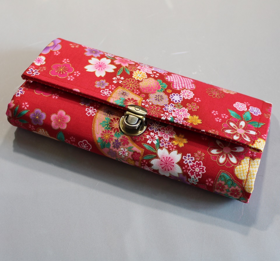 8.3\" Long wallet card coin holder - Miya red - multicolored flowers